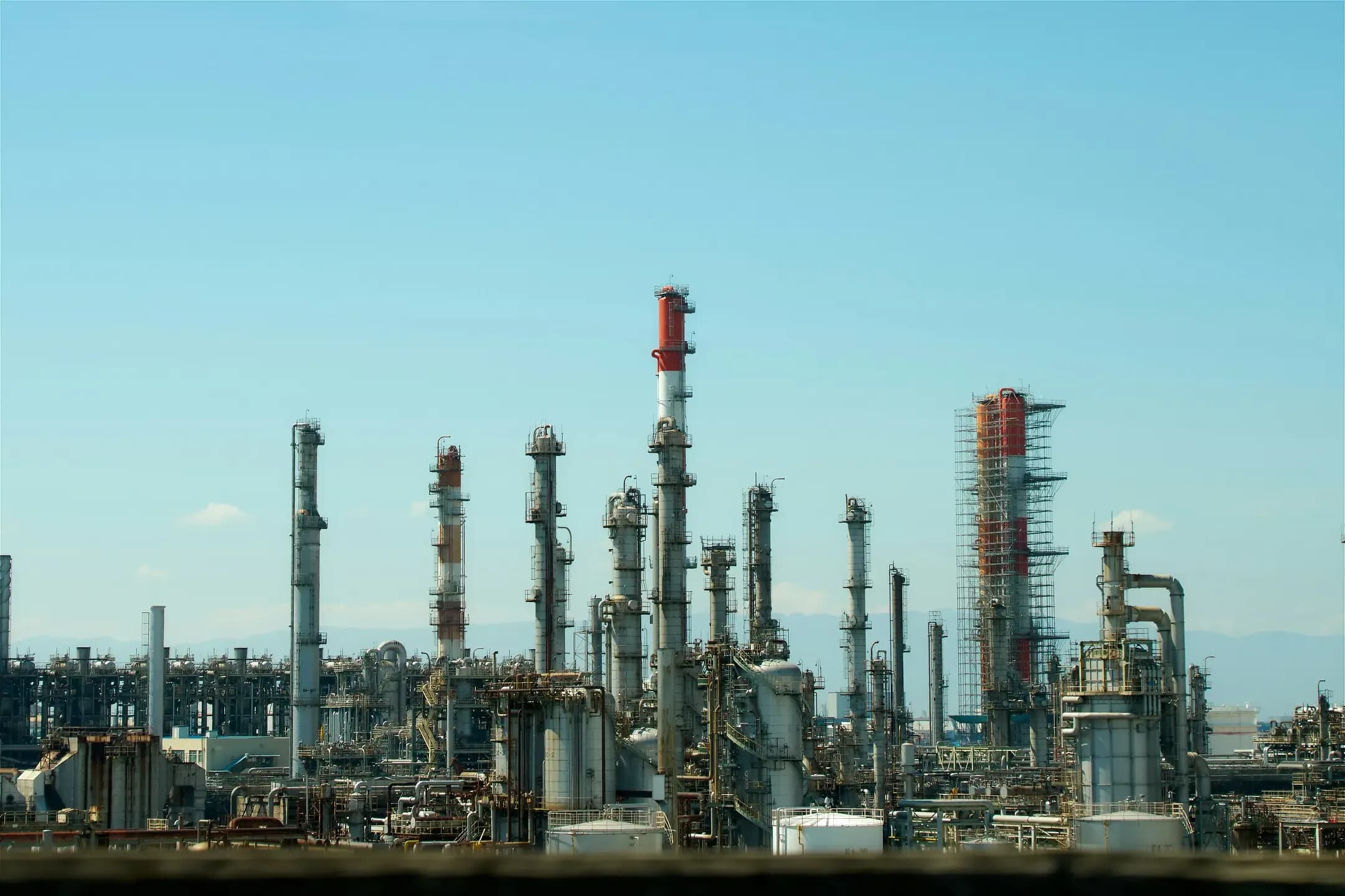 Refinery Light 1